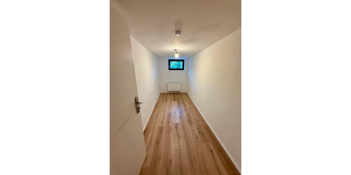 Erdgeschoßwohnung Balingen - 3.5 Zimmer, 99 m&sup2;, 1.030&euro; | Angebot:24675528