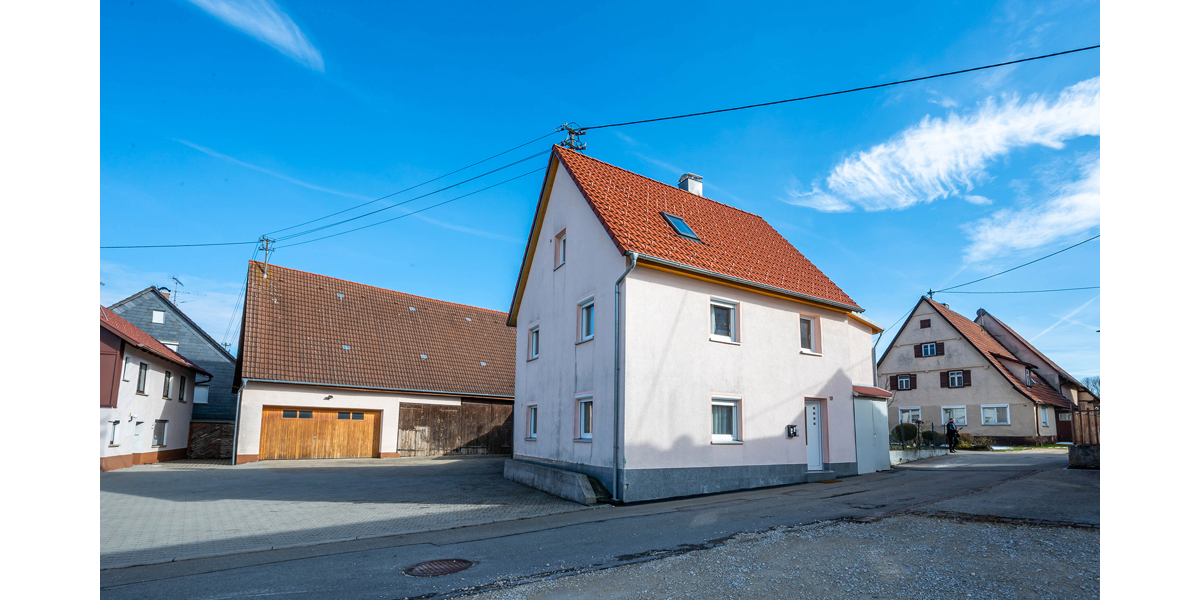 Ein bezauberndes Häuschen für die Familie - Einfamilienhaus Laichingen / Feldstetten Feldstetten | Angebot:25890917