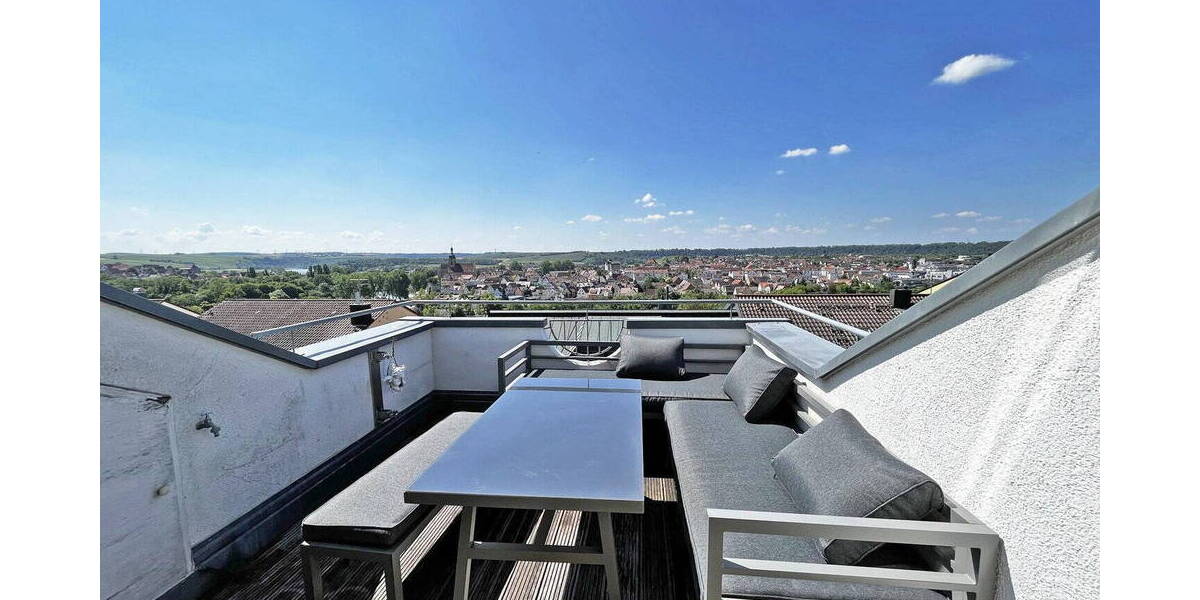Etagenwohnung Lauffen am Neckar - 3 Zimmer, 89 m&sup2;, 1.200&euro; | Angebot:26716067