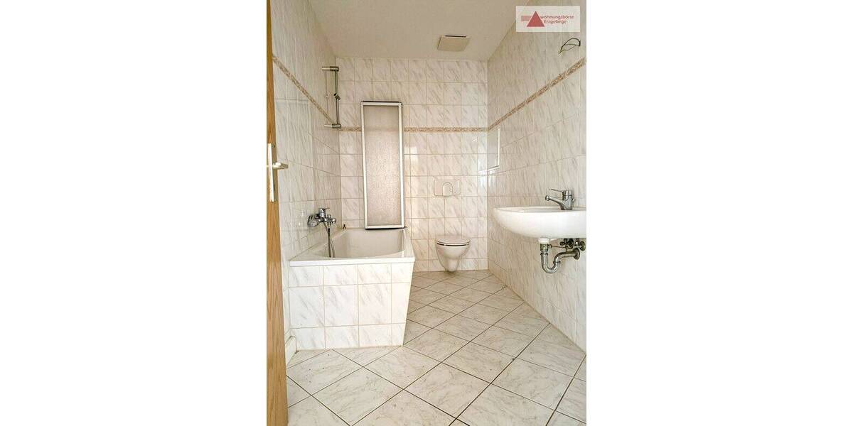 Etagenwohnung Olbernhau - 3 Zimmer, 70 m&sup2;, 315&euro; | Angebot:24043901