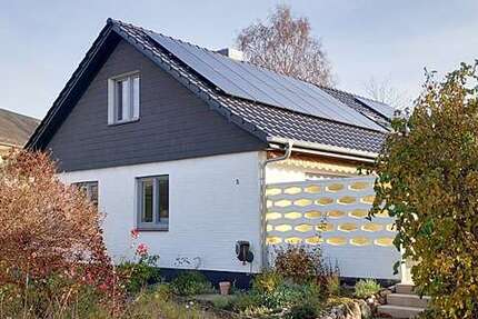 Haus zum Mieten in Uetersen 1.950 € 145 m² 4 zimmer