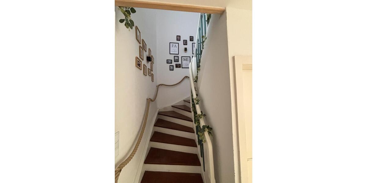 Einfamilienhaus Neuenmarkt - 3 Zimmer, 89 m&sup2;, 1.200&euro; | Angebot:25640618