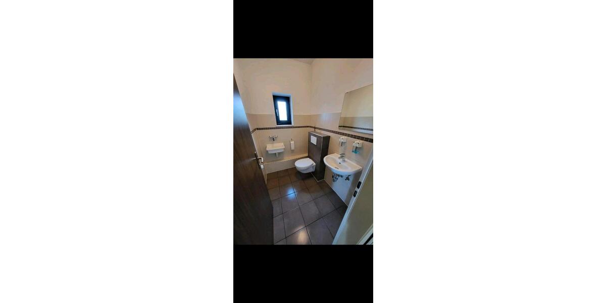 Wohnen auf Zeit Wörth an der Donau - 7 Zimmer, 200 m&sup2;, 470&euro; | Angebot:26127680