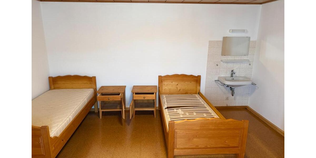Dachgeschoßwohnung Immendingen - 3 Zimmer, 90 m&sup2;, 1.100&euro; | Angebot:26563732