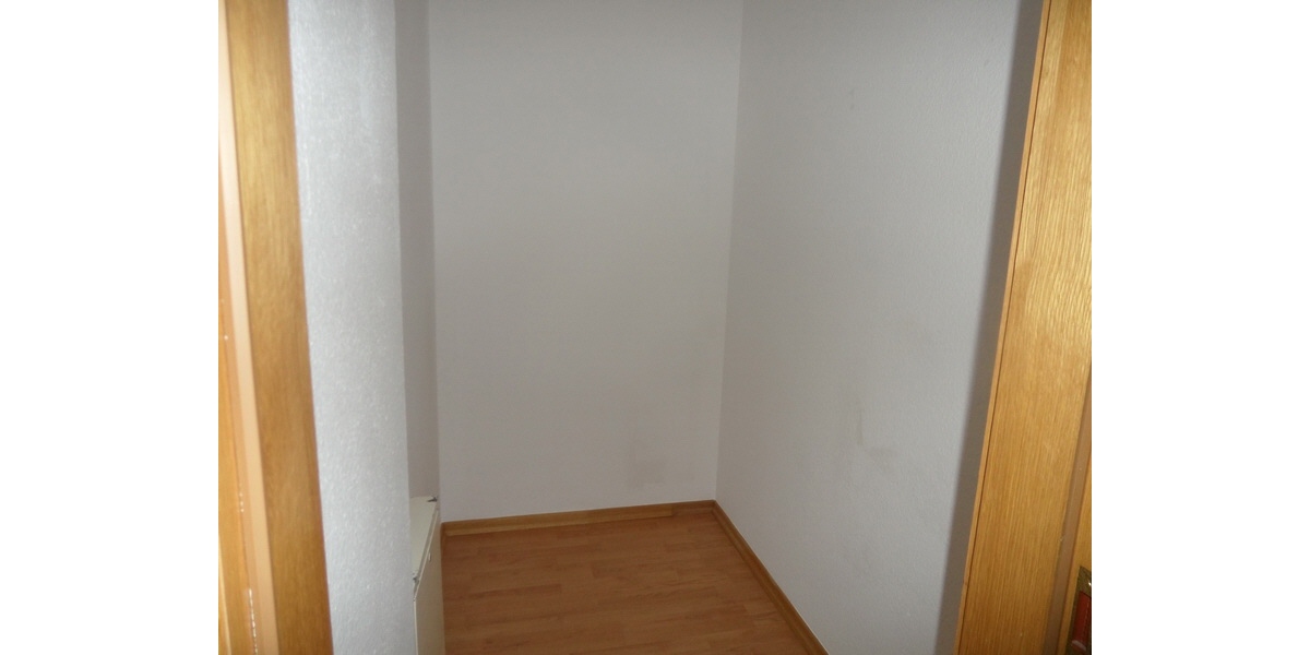 Stop - Mieter gesucht! - Etagenwohnung Gotha Inselsbergstraße 4 / WE 5 | Angebot:27025377