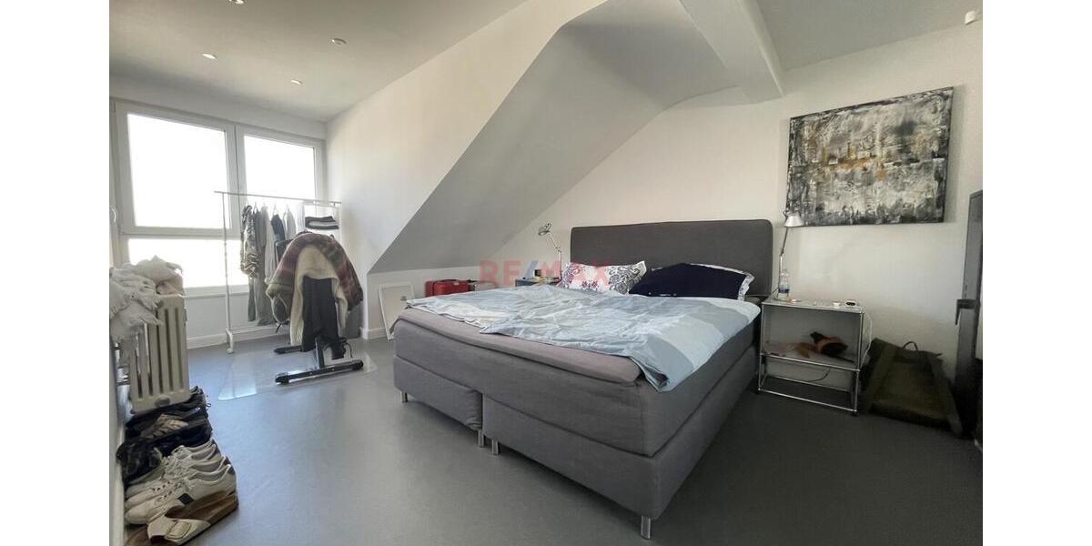 Dachgeschoßwohnung Frankenthal (Pfalz) - 2 Zimmer, 95 m&sup2;, 1.020&euro; | Angebot:23471977