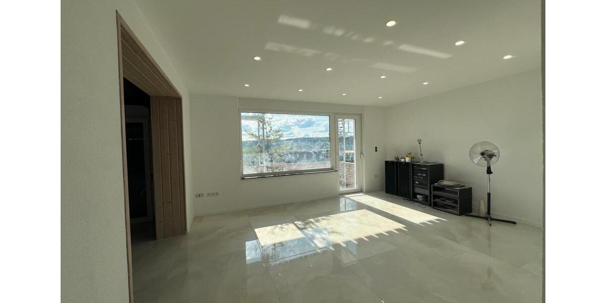 Etagenwohnung Tauberbischofsheim - 4 Zimmer, 110 m&sup2;, 1.250&euro; | Angebot:24466381