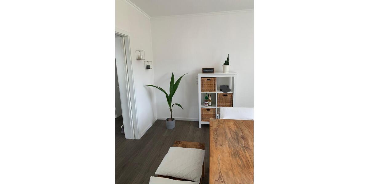 Etagenwohnung Sundern (Sauerland) - 2 Zimmer, 94 m&sup2;, 950&euro; | Angebot:24768837