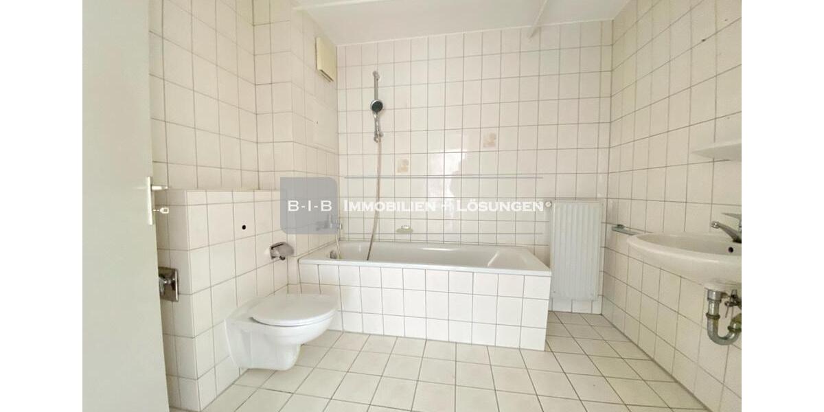 Dachgeschoßwohnung Kyritz - 3 Zimmer, 86 m&sup2;, 725&euro; | Angebot:25043468