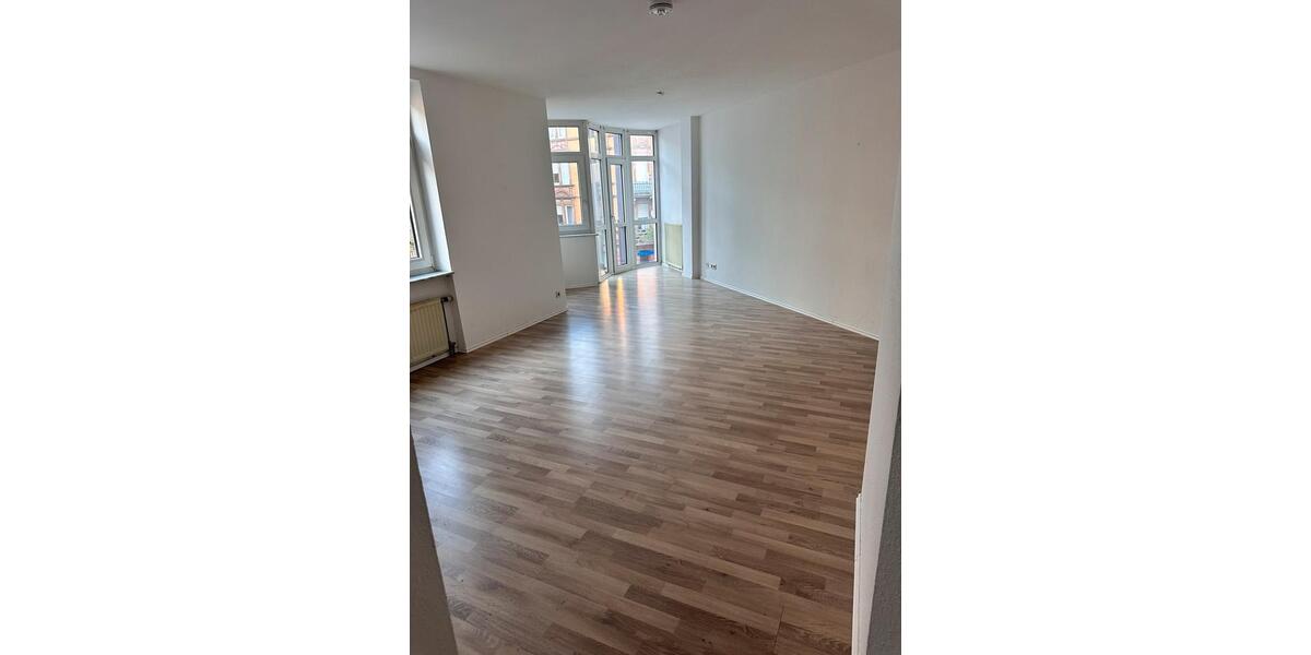Etagenwohnung Ludwigshafen am Rhein Ludwigshafen-Hemshof - 2 Zimmer, 60 m&sup2;, 575&euro; | Angebot:26660699