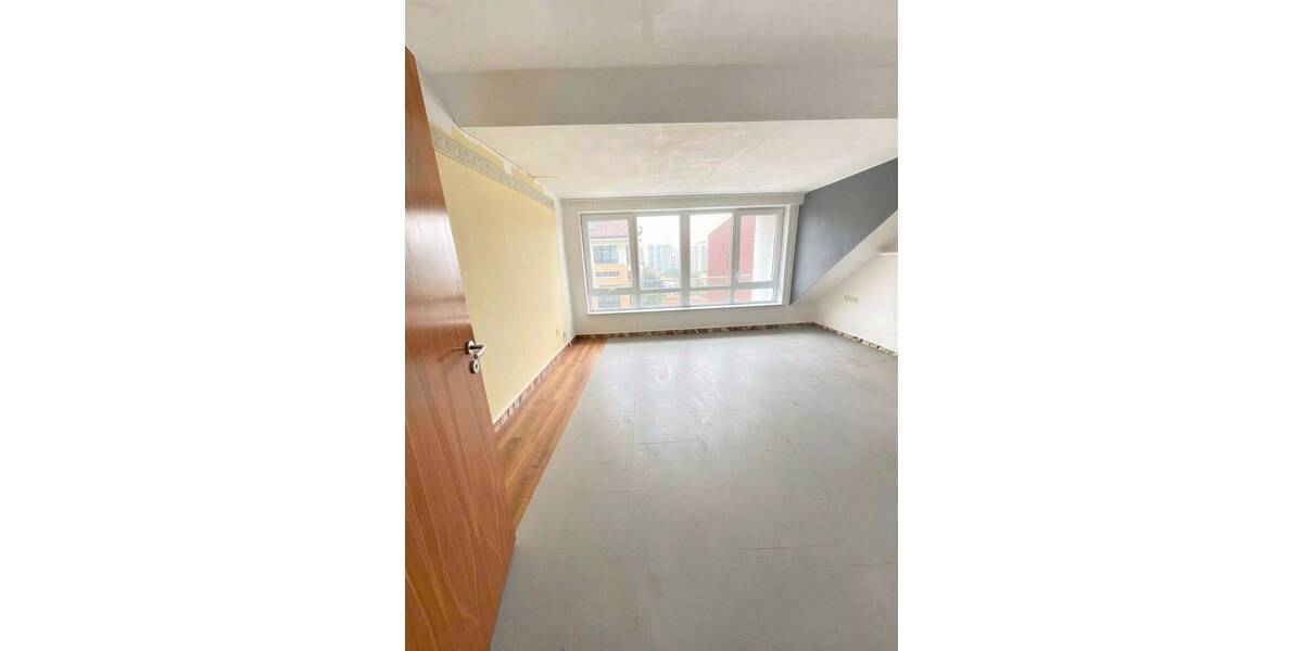 Etagenwohnung Erlangen Frauenaurach - 3 Zimmer, 117 m&sup2;, 1.400&euro; | Angebot:26092188