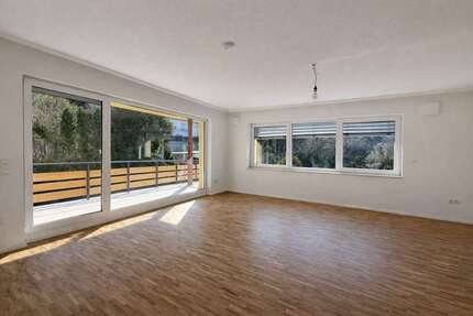 Wohnung Bad Dürkheim - 5 Zimmer, 156 m&sup2;, 1.800&euro; | Angebot:25848796