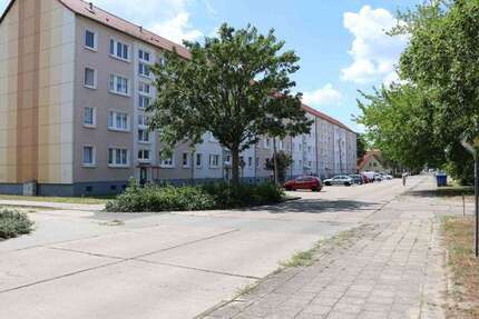 Wohnung zum Mieten in Genthin 330 € 60.35 m²