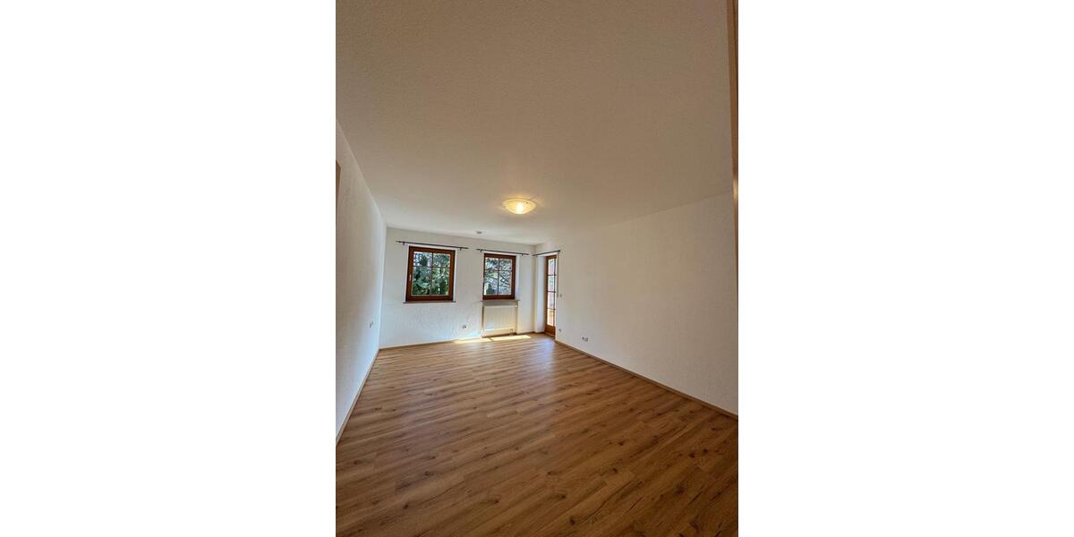 Hochparterre Oberstaufen - 3 Zimmer, 86 m&sup2;, 1.070&euro; | Angebot:26249096