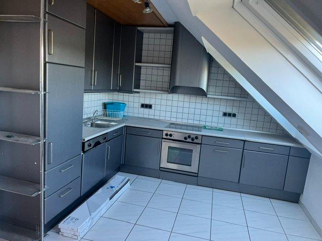 Dachgeschoßwohnung Saarbrücken West - 2 Zimmer, 80 m&sup2;, 700&euro; | Angebot:26600731
