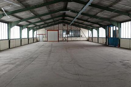 582 m² Lagerhalle Büro WC Industriehalle Gewerbehalle bei Verden zimmer