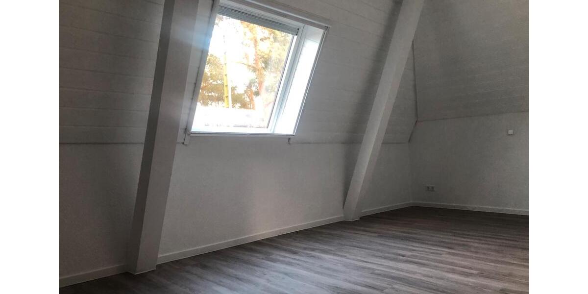 Einfamilienhaus Oldenburg Kreyenbrück - 6 Zimmer, 170 m&sup2;, 1.690&euro; | Angebot:25930618