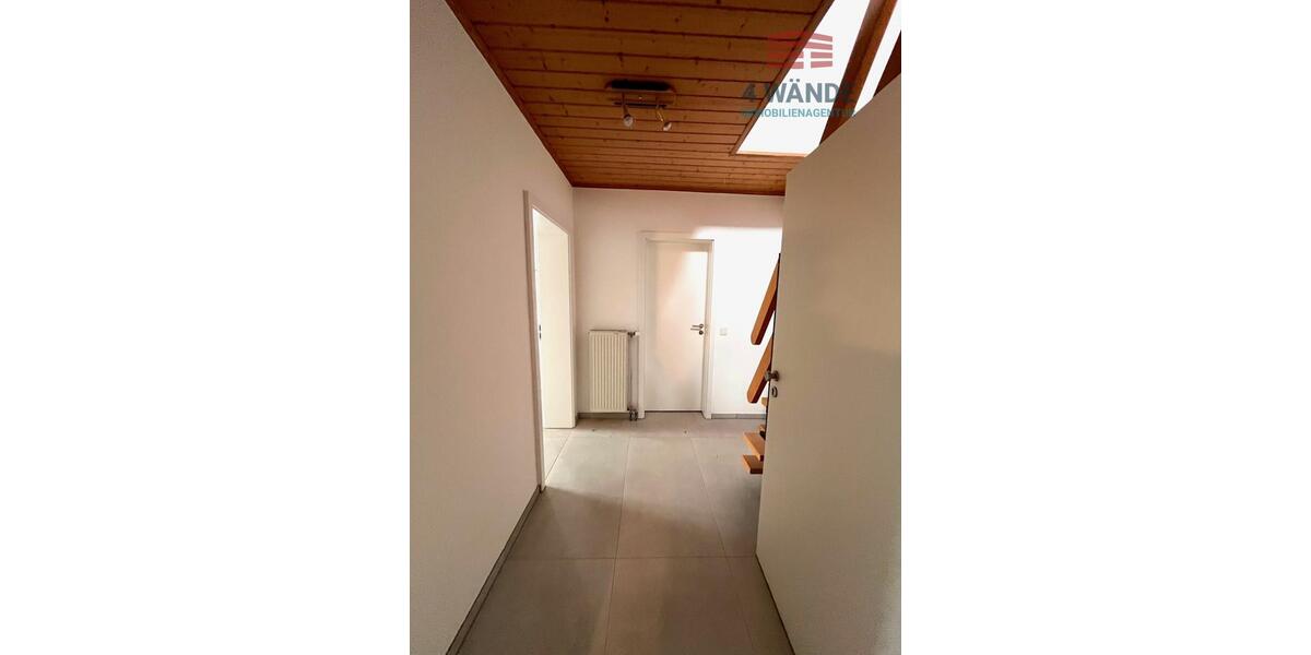 Etagenwohnung Pohlheim - 2.5 Zimmer, 70 m&sup2;, 870&euro; | Angebot:26613276