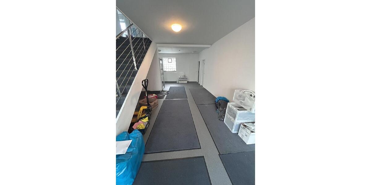 Büro- und Lagerflächen im Zentrum von Gersthofen zimmer