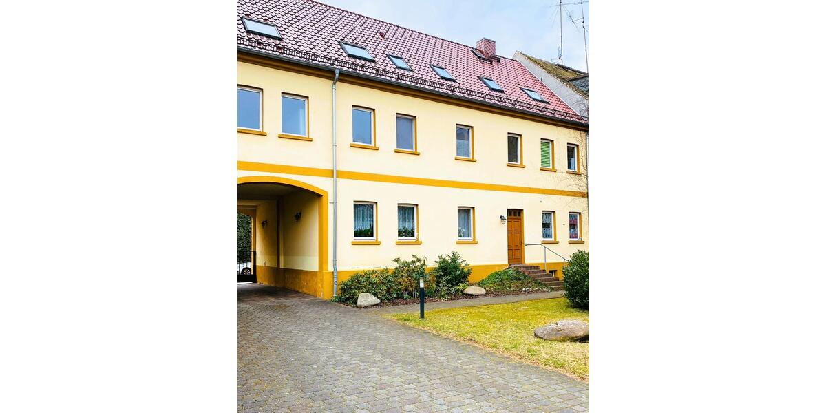 Dachgeschoßwohnung Dessau-Roßlau Brambach - 4 Zimmer, 115 m&sup2;, 690&euro; | Angebot:26587489