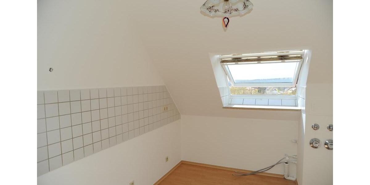 Dachgeschoßwohnung Sonneberg - 3 Zimmer, 80 m&sup2;, 510&euro; | Angebot:25962780