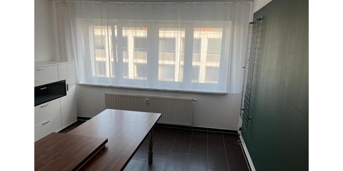 Etagenwohnung Siegen Weidenau - 3 Zimmer, 107 m&sup2;, 1.350&euro; | Angebot:25842747