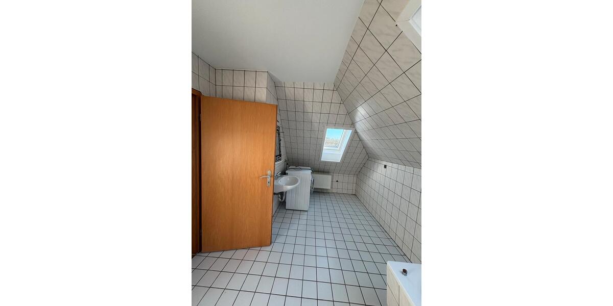 Dachgeschoßwohnung Südheide Unterlüß - 4 Zimmer, 35 m&sup2;, 400&euro; | Angebot:24585269