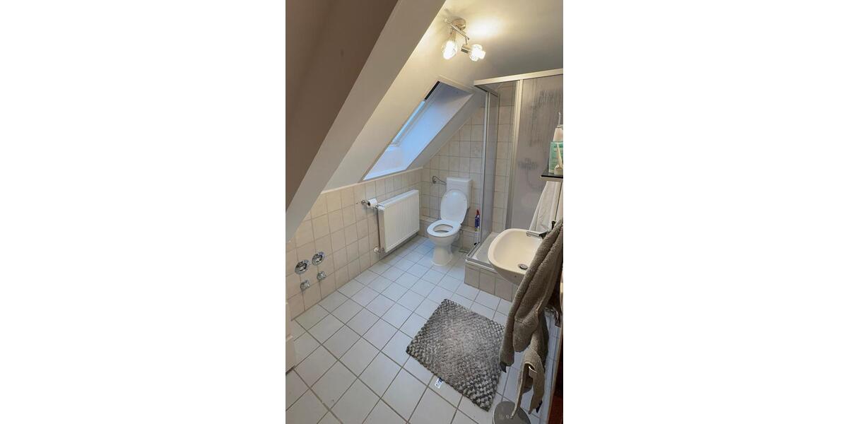 Dachgeschoßwohnung Pfarrkirchen - 1 Zimmer, 33 m&sup2;, 440&euro; | Angebot:24704550