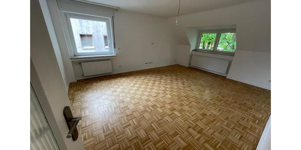 Etagenwohnung Gelsenkirchen Buer - 3 Zimmer, 80 m&sup2;, 720&euro; | Angebot:26615582