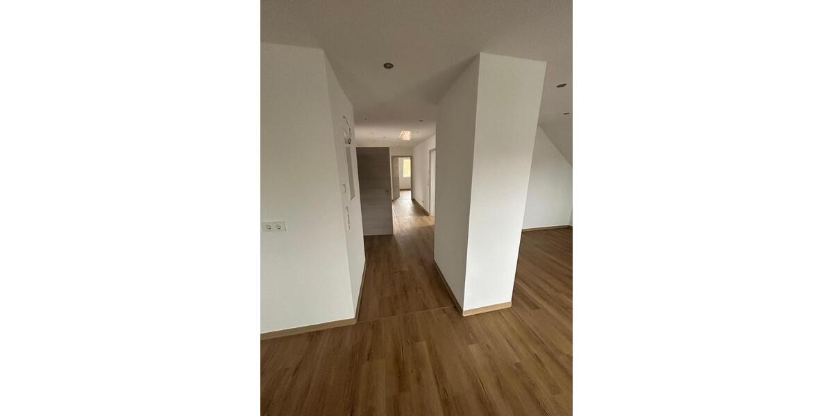 Etagenwohnung Neuenkirchen - 3 Zimmer, 115 m&sup2;, 1.150&euro; | Angebot:25612768