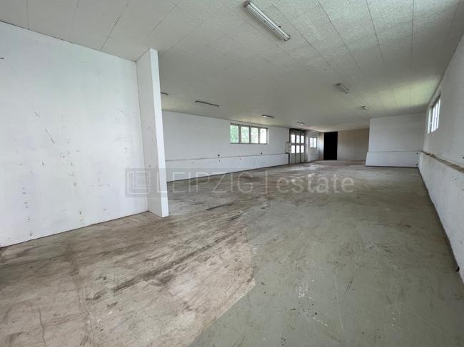 520qm Lagerfläche, zentral im Ballungsraum HalleLeipzig, zur BAB9 gelegen zimmer