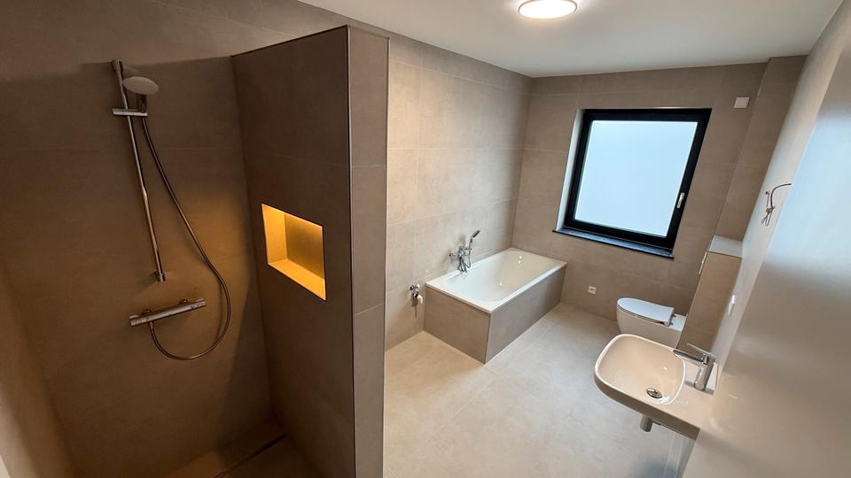 Etagenwohnung Butzbach - 3 Zimmer, 95 m&sup2;, 1.290&euro; | Angebot:24923188