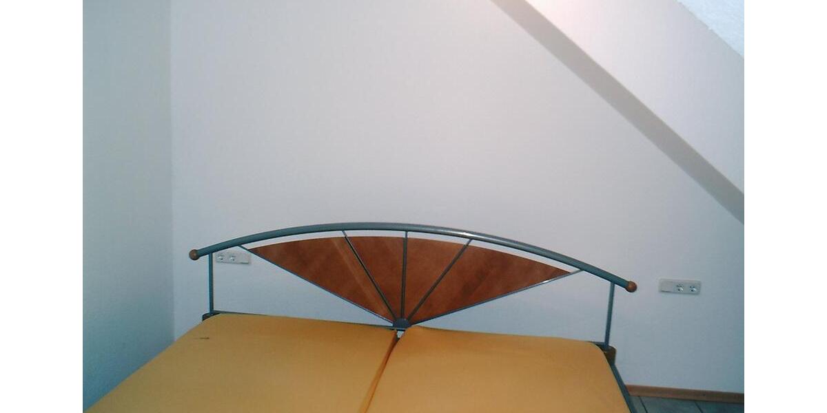 Dachgeschoßwohnung Bitburg - 3 Zimmer, 63 m&sup2;, 580&euro; | Angebot:25883296