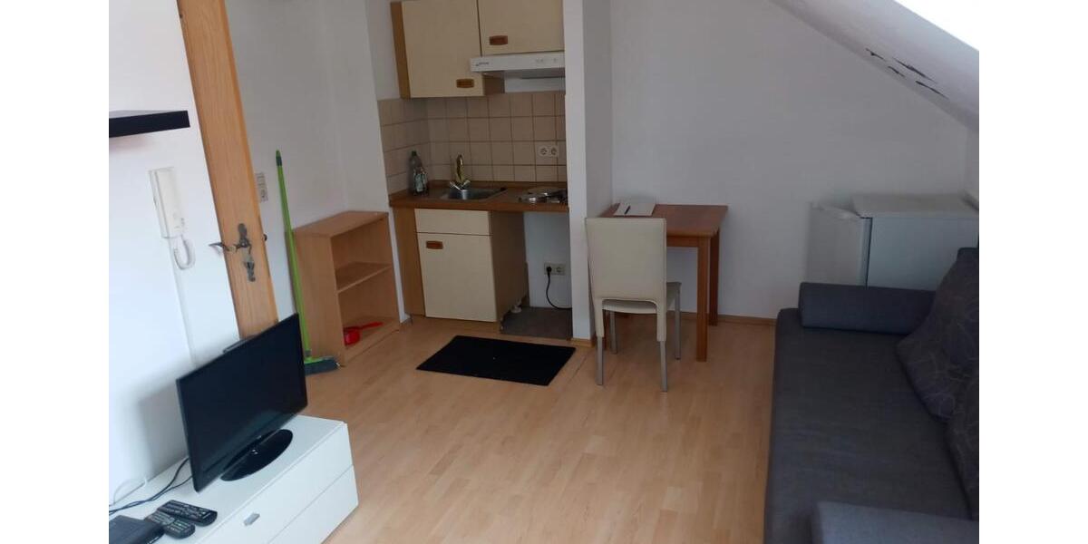 Dachgeschoßwohnung Bad Griesbach im Rottal - 1 Zimmer, 22 m&sup2;, 275&euro; | Angebot:26420385