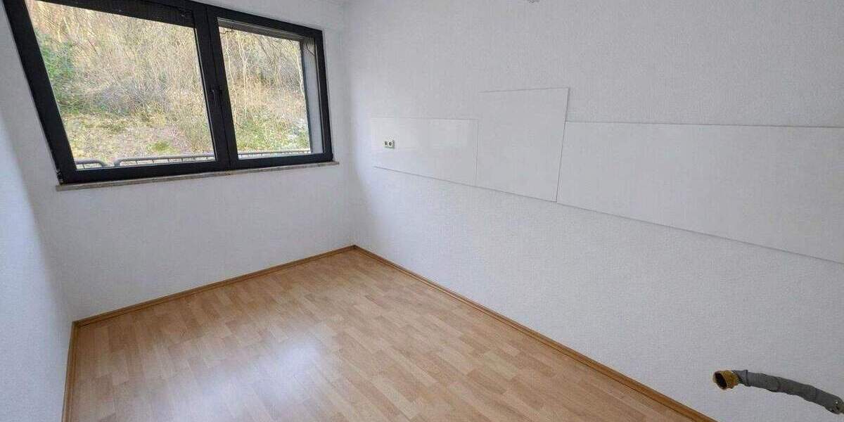 Etagenwohnung Lüdenscheid Staberg - 2 Zimmer, 60 m&sup2;, 540&euro; | Angebot:24993994