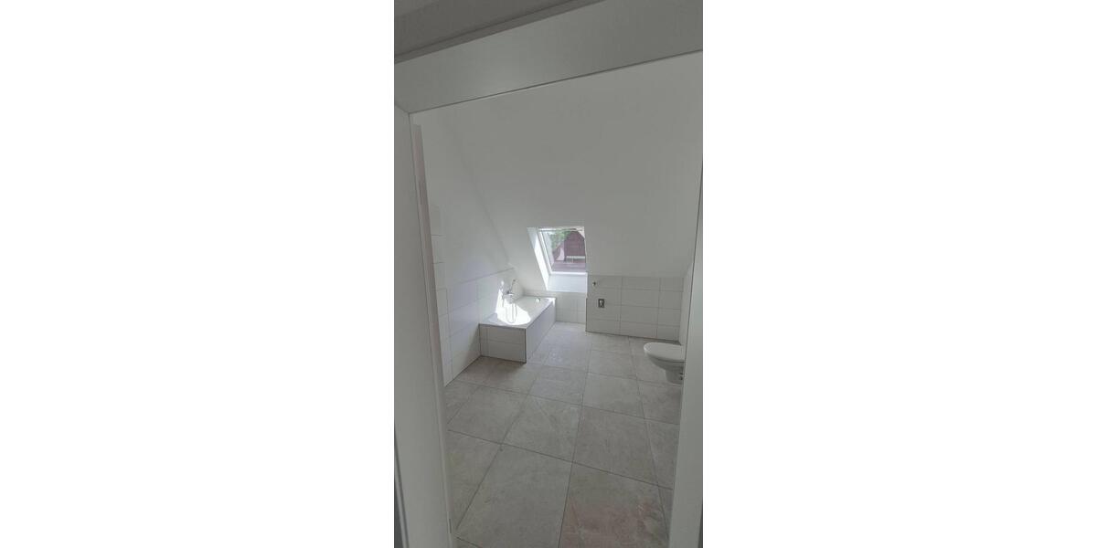 Dachgeschoßwohnung Wedemark - 2 Zimmer, 86 m&sup2;, 1.160&euro; | Angebot:26681639