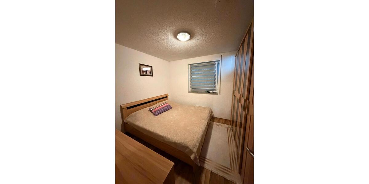 Etagenwohnung Schorndorf - 3 Zimmer, 63 m&sup2;, 1.100&euro; | Angebot:26699170