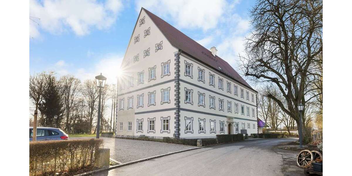 Etagenwohnung Erbach - 4 Zimmer, 160 m&sup2;, 1.800&euro; | Angebot:25887024
