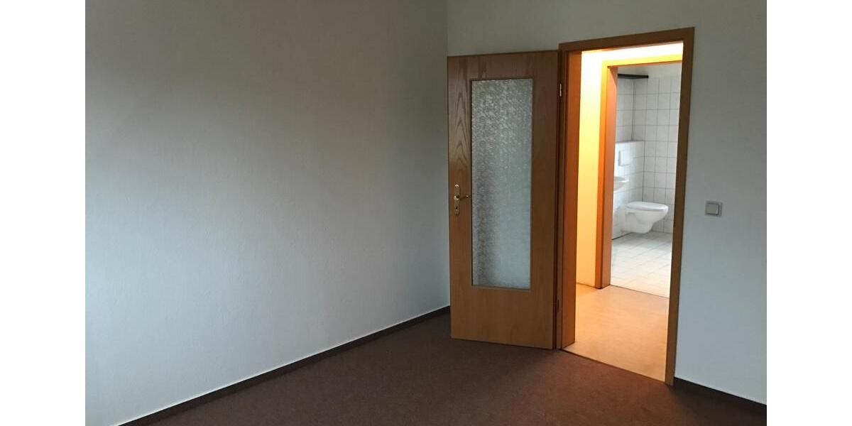 Dachgeschoßwohnung Nordhausen - 2 Zimmer, 43 m&sup2;, 300&euro; | Angebot:26236701