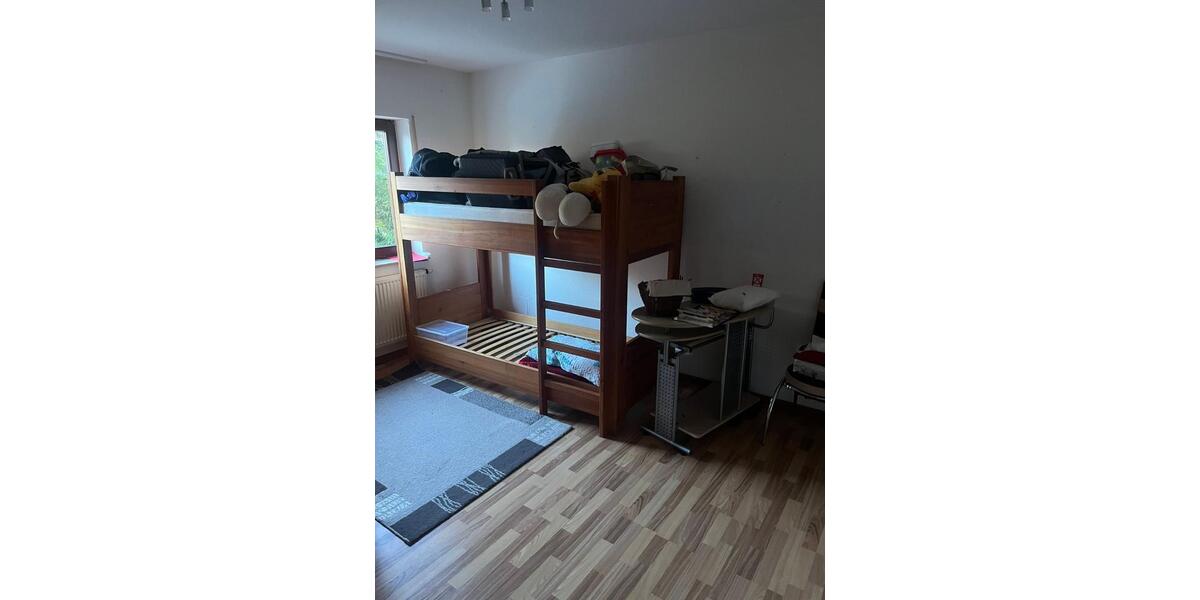 Reihenhaus Kleinlangheim - 5 Zimmer, 147 m&sup2;, 1.250&euro; | Angebot:25086117