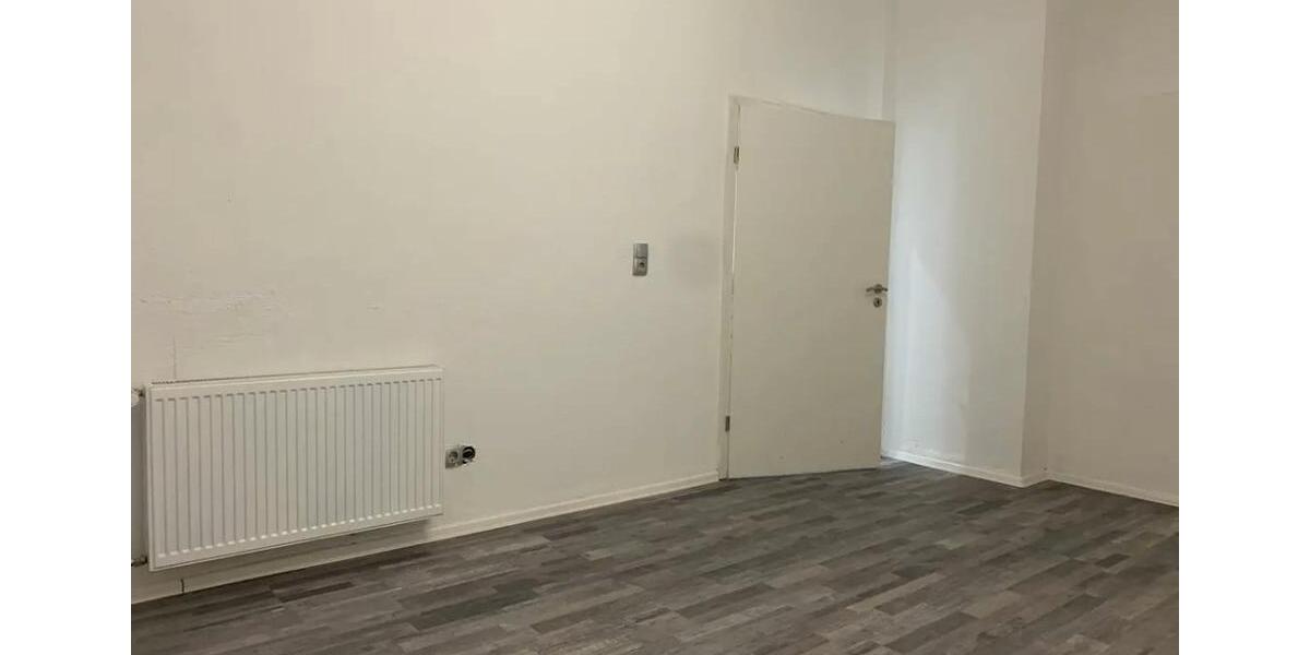 Erdgeschoßwohnung Bad Pyrmont - 4 Zimmer, 125 m&sup2;, 980&euro; | Angebot:26547810