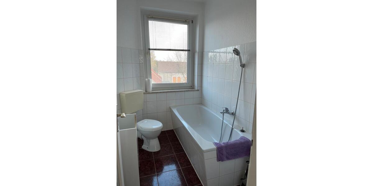 Etagenwohnung Hohenleipisch - 4 Zimmer, 82 m&sup2;, 440&euro; | Angebot:26484100