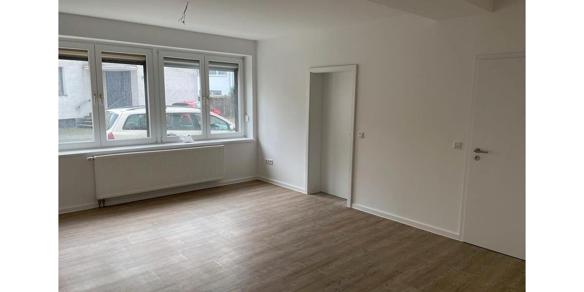 Erdgeschoßwohnung Bad Lippspringe - 3 Zimmer, 65 m&sup2;, 490&euro; | Angebot:25551486