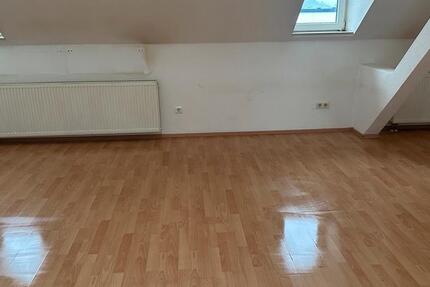 Wohnung Neuwied Block - 5 Zimmer, 112 m&sup2;, 450&euro; | Angebot:26619913
