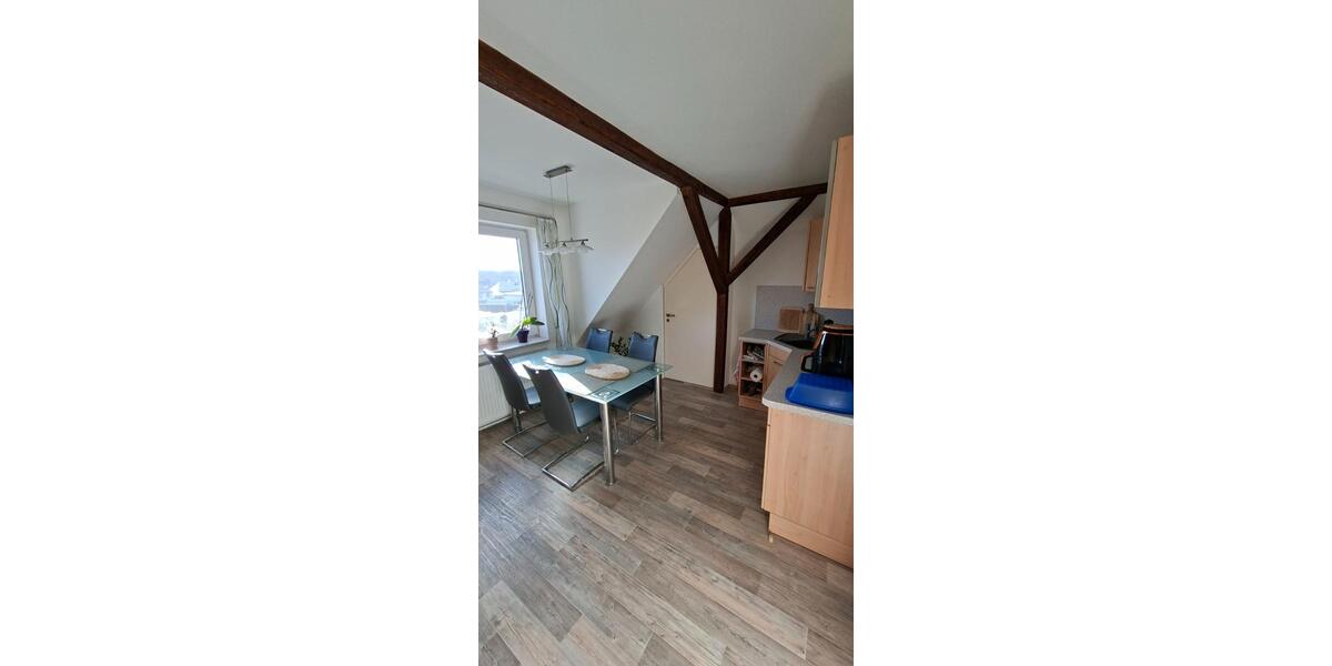 Dachgeschoßwohnung Grabow - 3 Zimmer, 62 m&sup2;, 496&euro; | Angebot:26610914