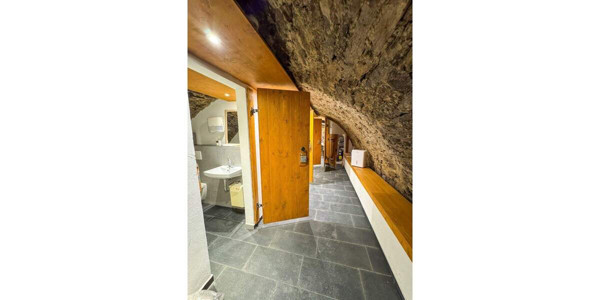 Gewerbeobjekt Schwarzenberg Hofgarten - 5 Zimmer, 1.800&euro; | Angebot:25744566