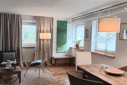 Ruhige möblierte1 Zi. Whg. mit kl. Garten zu vermieten 1 zimmer