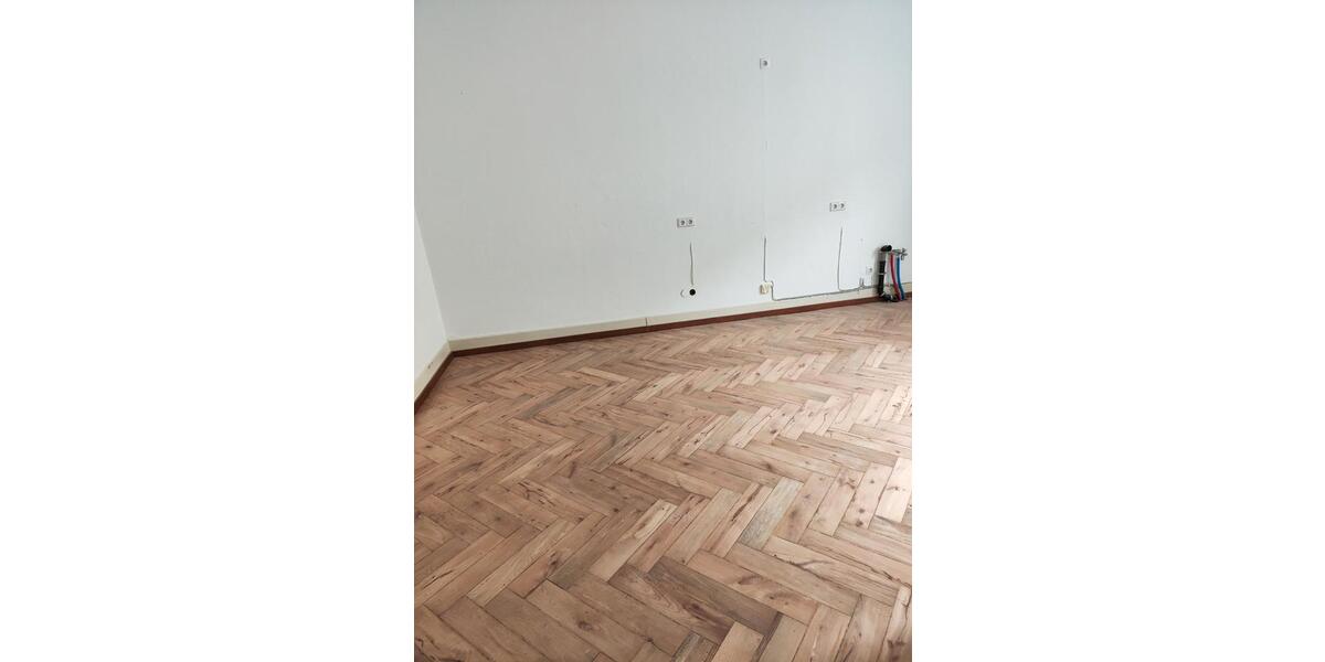 Erdgeschoßwohnung Singen (Hohentwiel) - 2.5 Zimmer, 76 m&sup2;, 1.150&euro; | Angebot:26529028