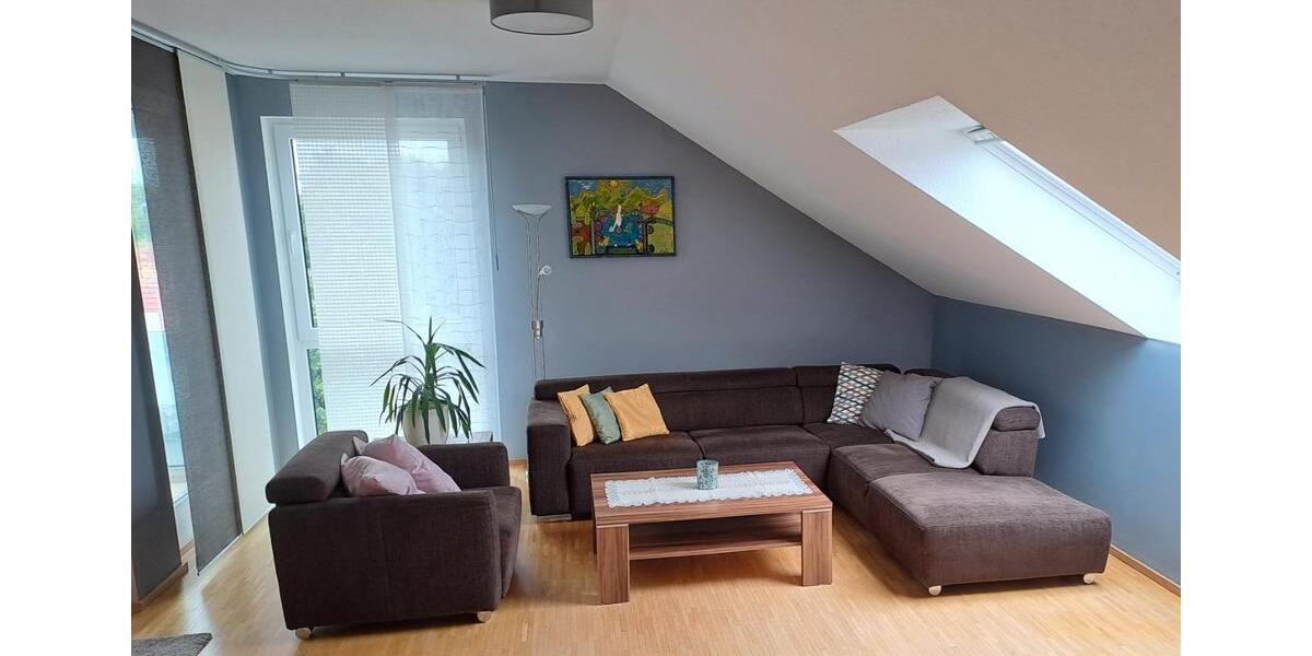 Dachgeschoßwohnung Hannover Ricklingen - 3 Zimmer, 89 m&sup2;, 1.199&euro; | Angebot:26691594