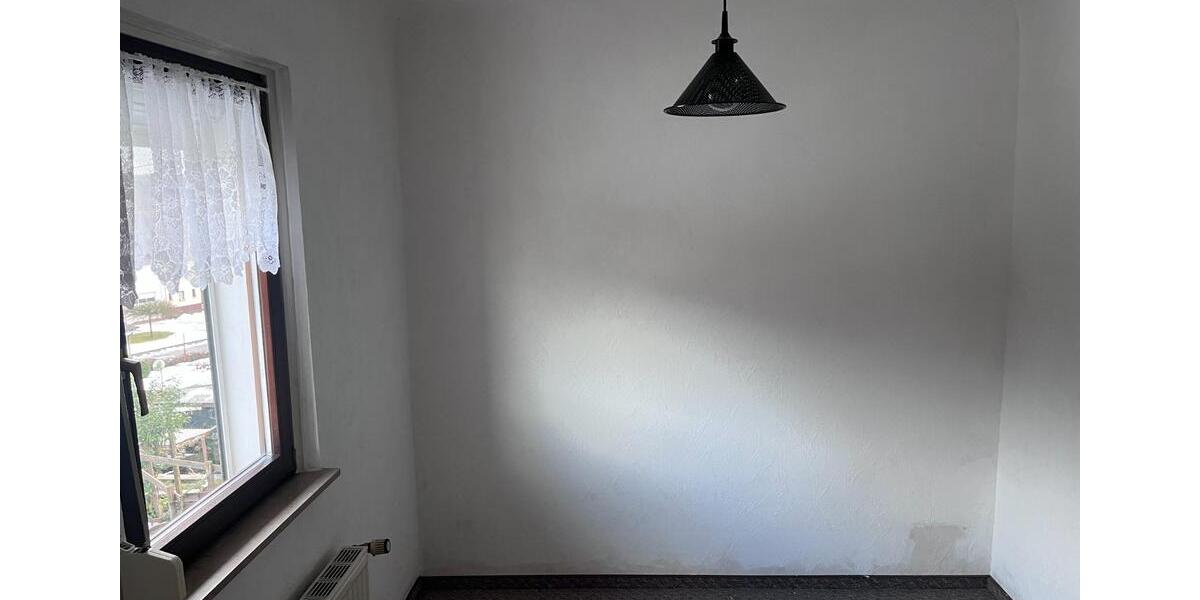 Einfamilienhaus Nohfelden - 8 Zimmer, 183 m&sup2;, 1.150&euro; | Angebot:26030817